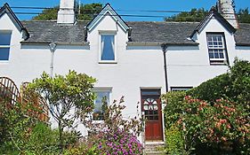 15 Cairnbaan Cottage